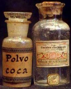 Some Spanish langauge images of drugs cocaina, heroina, cocaine, heroin, herion, herion caugh syrup, jarabe heroina 